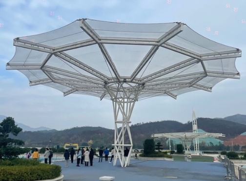 膜結構網球場與露天網球場有什么區別？